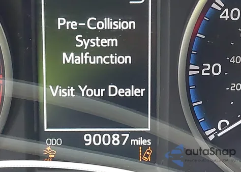 2017 Toyota Rav4 Le z USA, uszkodzony, nr VIN JTMZFREV0HJ702596